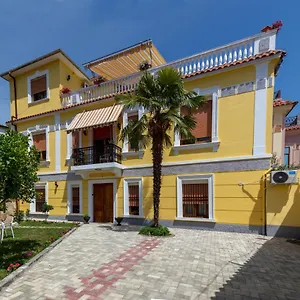  Guest house Palma Center Albania