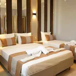 Maria Aparthotel